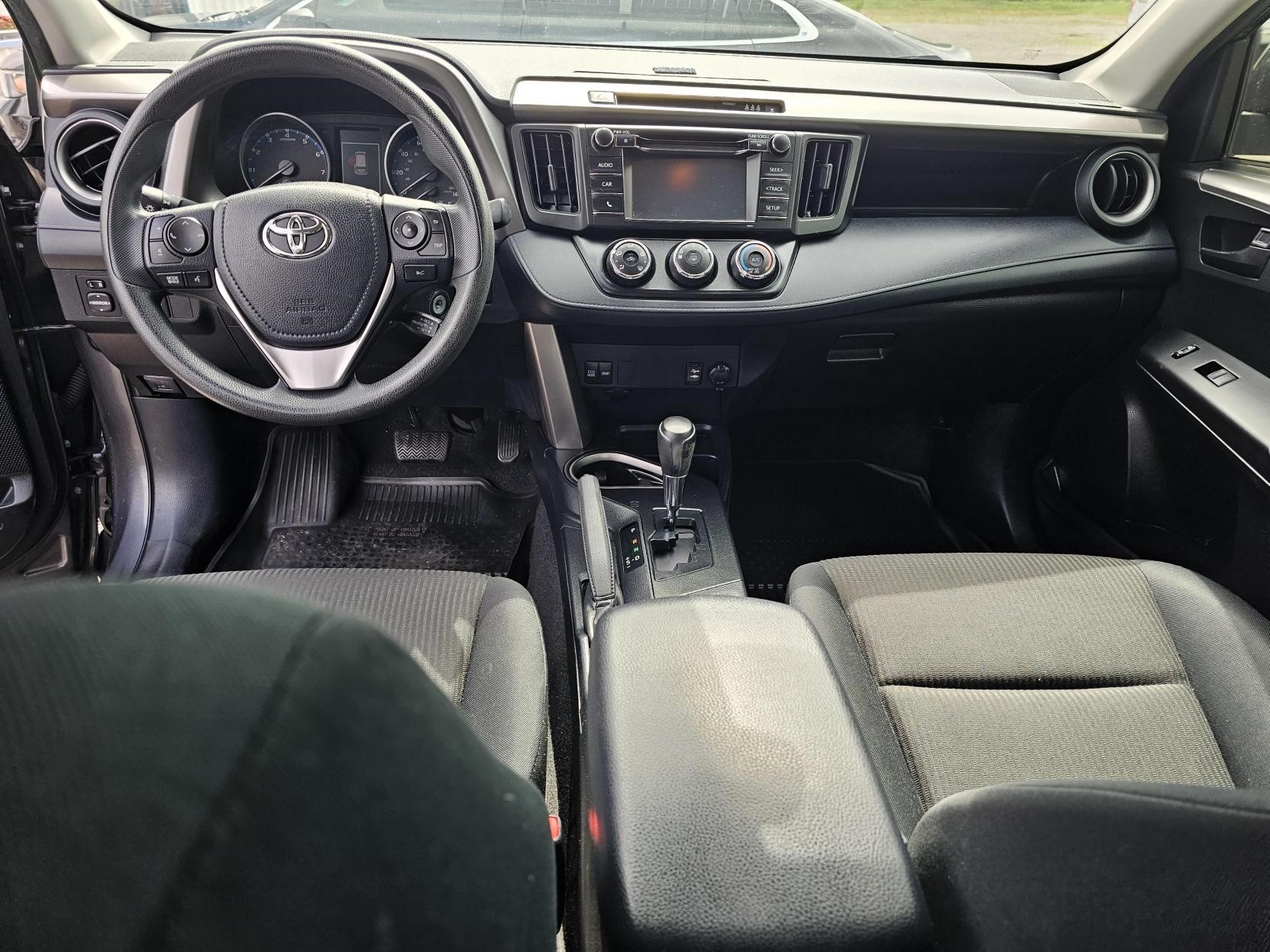 2017 Toyota Rav4 | Instant Autos and More
